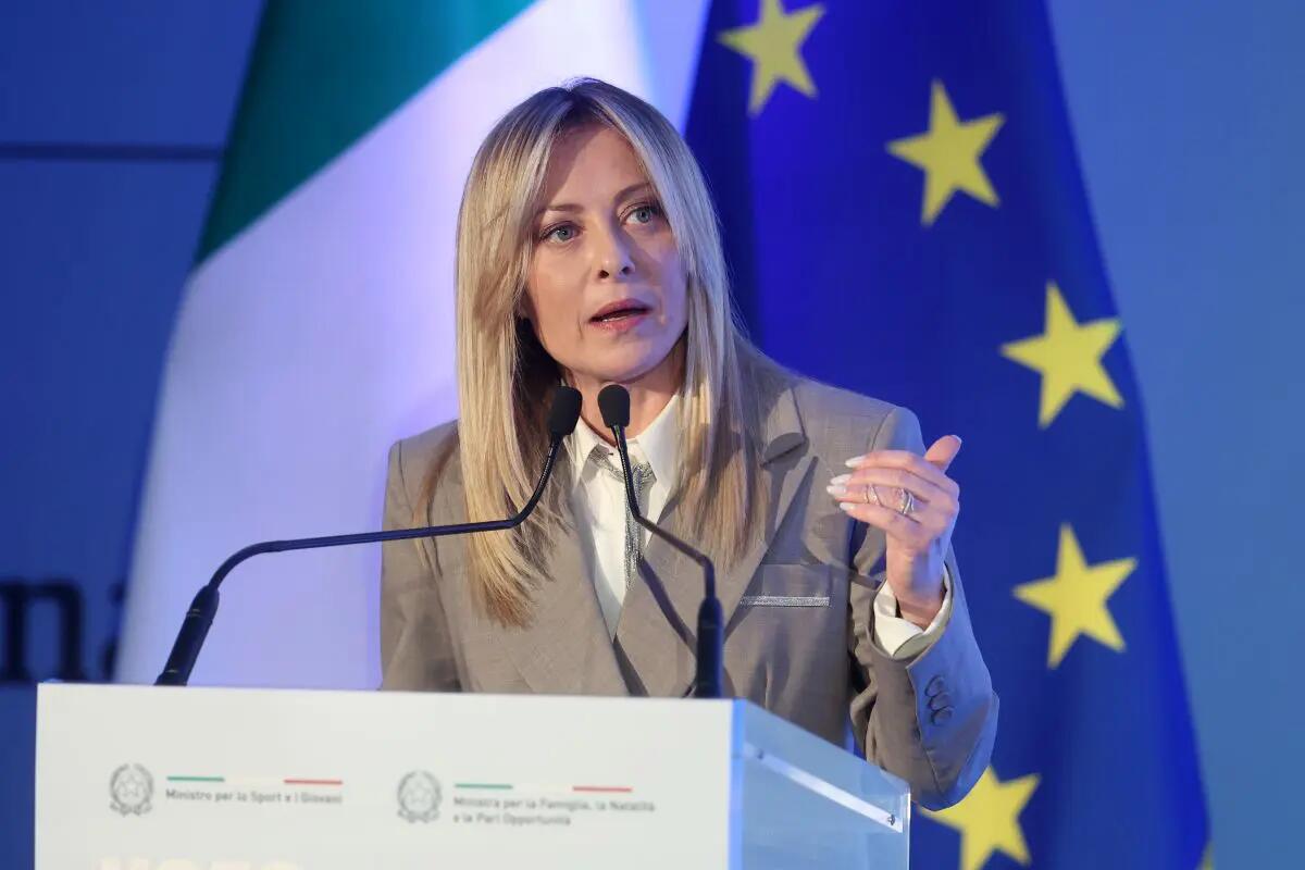 Meloni “Non esistono politiche femminili ma visione femminile della politica” - 