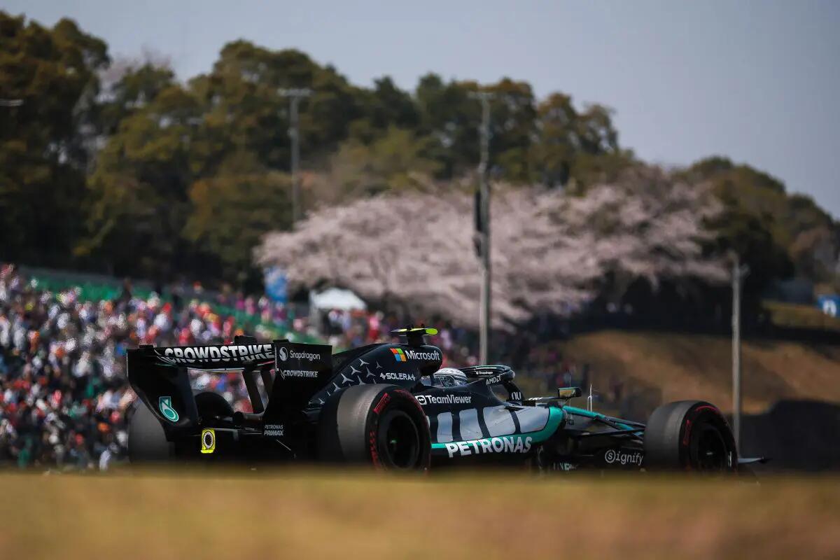 Antonelli in pole anche in Giappone, Leclerc porta la Ferrari in seconda fila - 