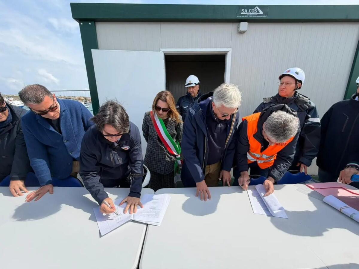 Ciclone Harry, a Portopalo di Capo Passero avviata la messa in sicurezza del porto - 