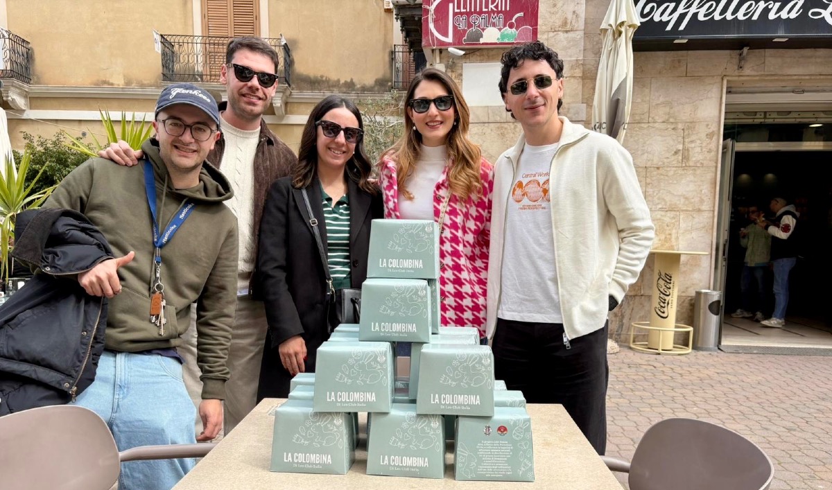 Leo club in piazza per la solidarietà in vista della Pasqua  - 