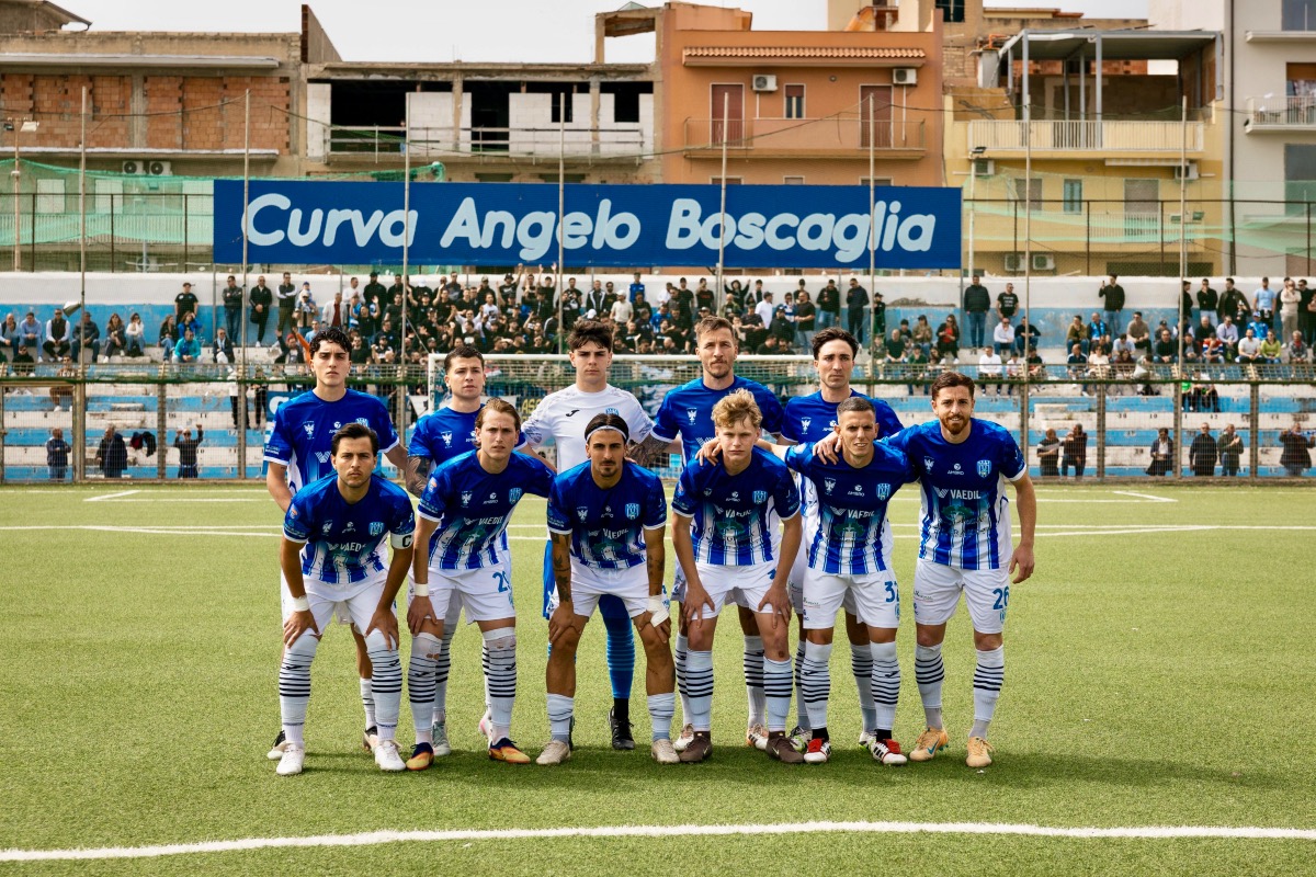 Il sindaco: “Azionariato popolare per salvare il Gela” - 