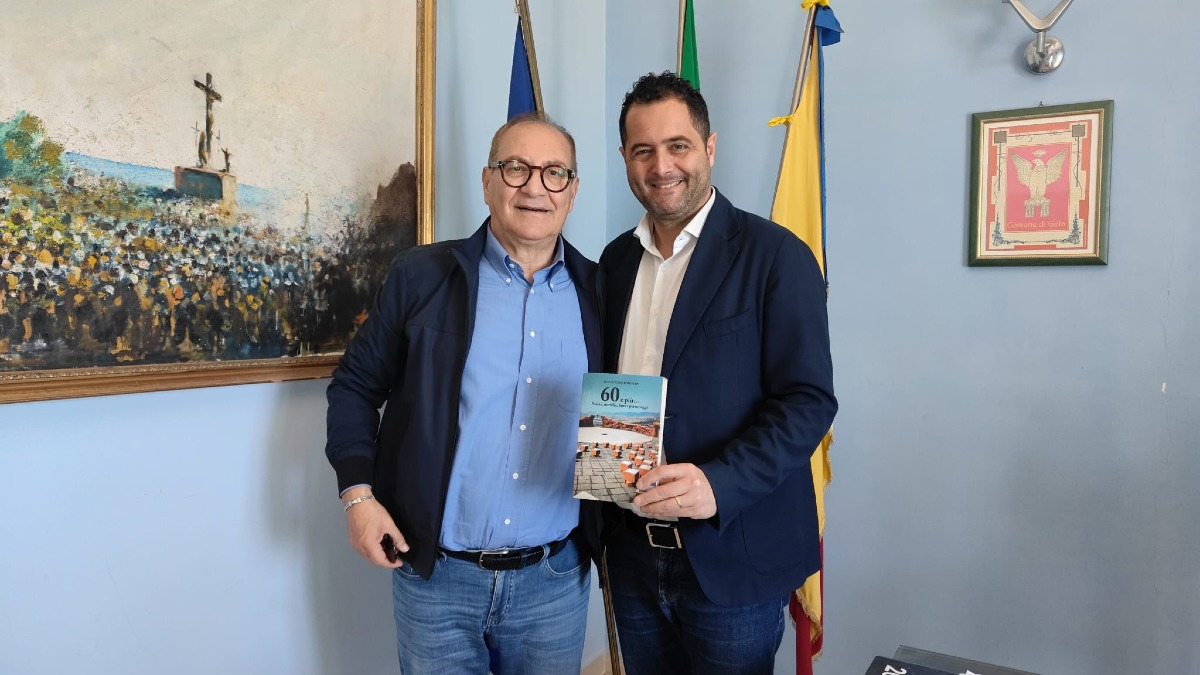 L'ex segretario comunale Scalogna in visita in municipio - 