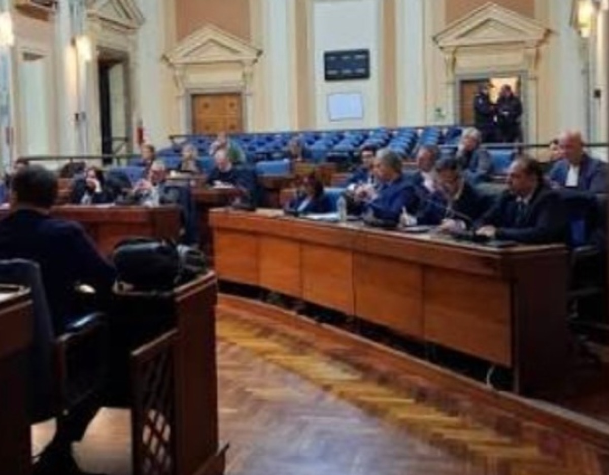 Bagarre in consiglio a Caltanissetta  - 