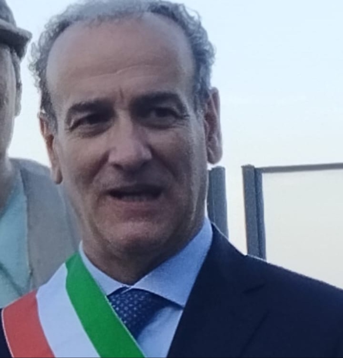 "Presidente dica quali  poteri  forti manovrano  il sindaco" - 