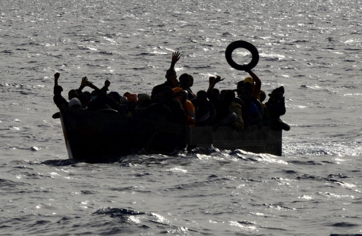 Migranti, un’altra tragedia in mare: diciannove morti e cinque feriti al largo di Lampedusa - 