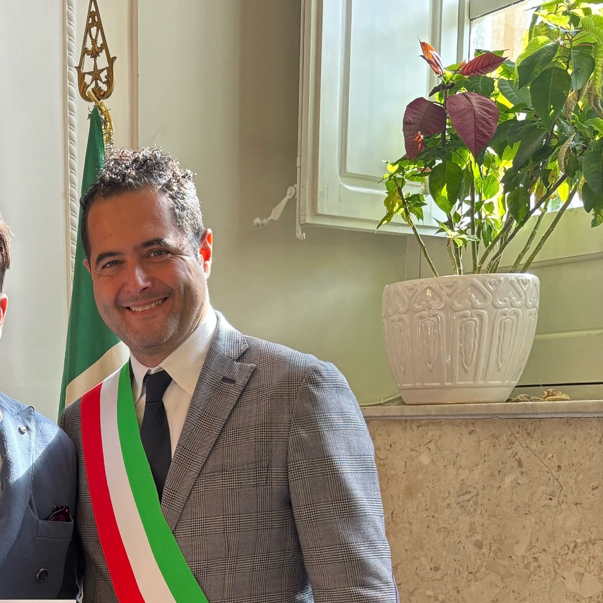 Il sindaco: "Vado avanti dritto e veloce come un treno" - 