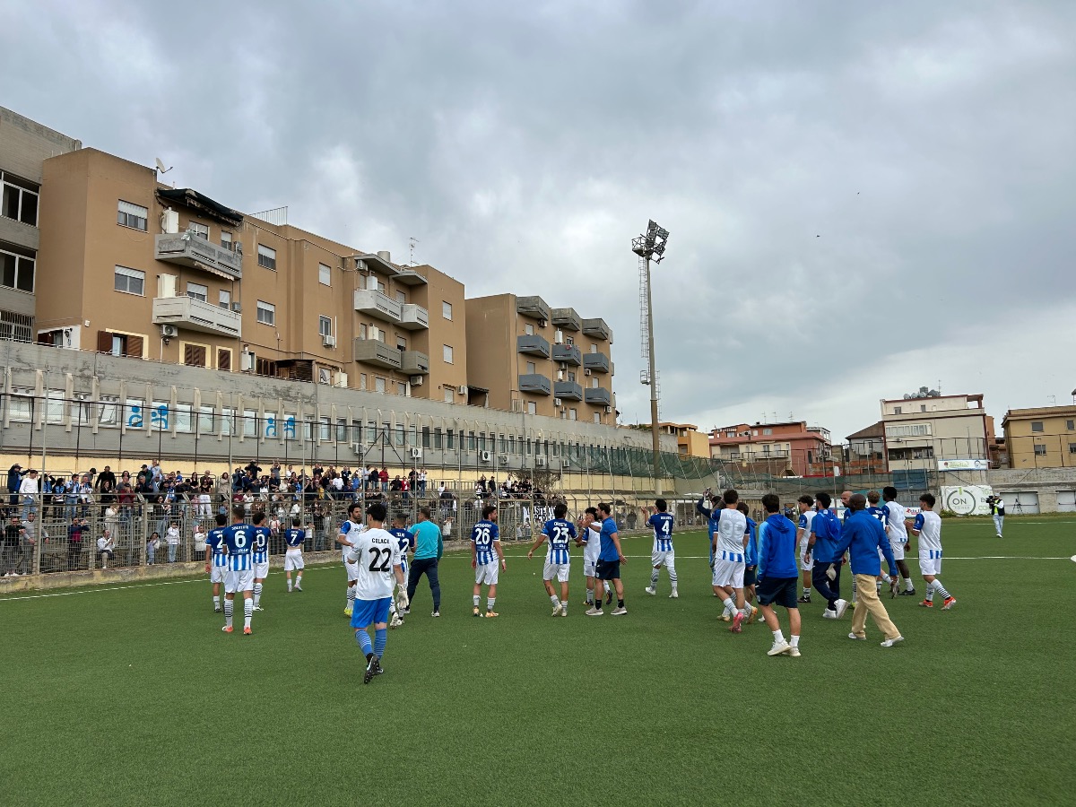 Gela bloccato in hotel: Non ricevuto il pagamento - 