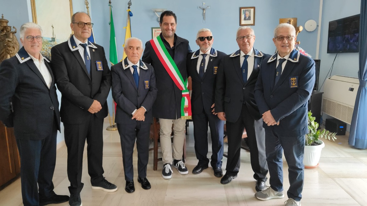 Associazione marinai d'Italia incontra il sindaco  - 