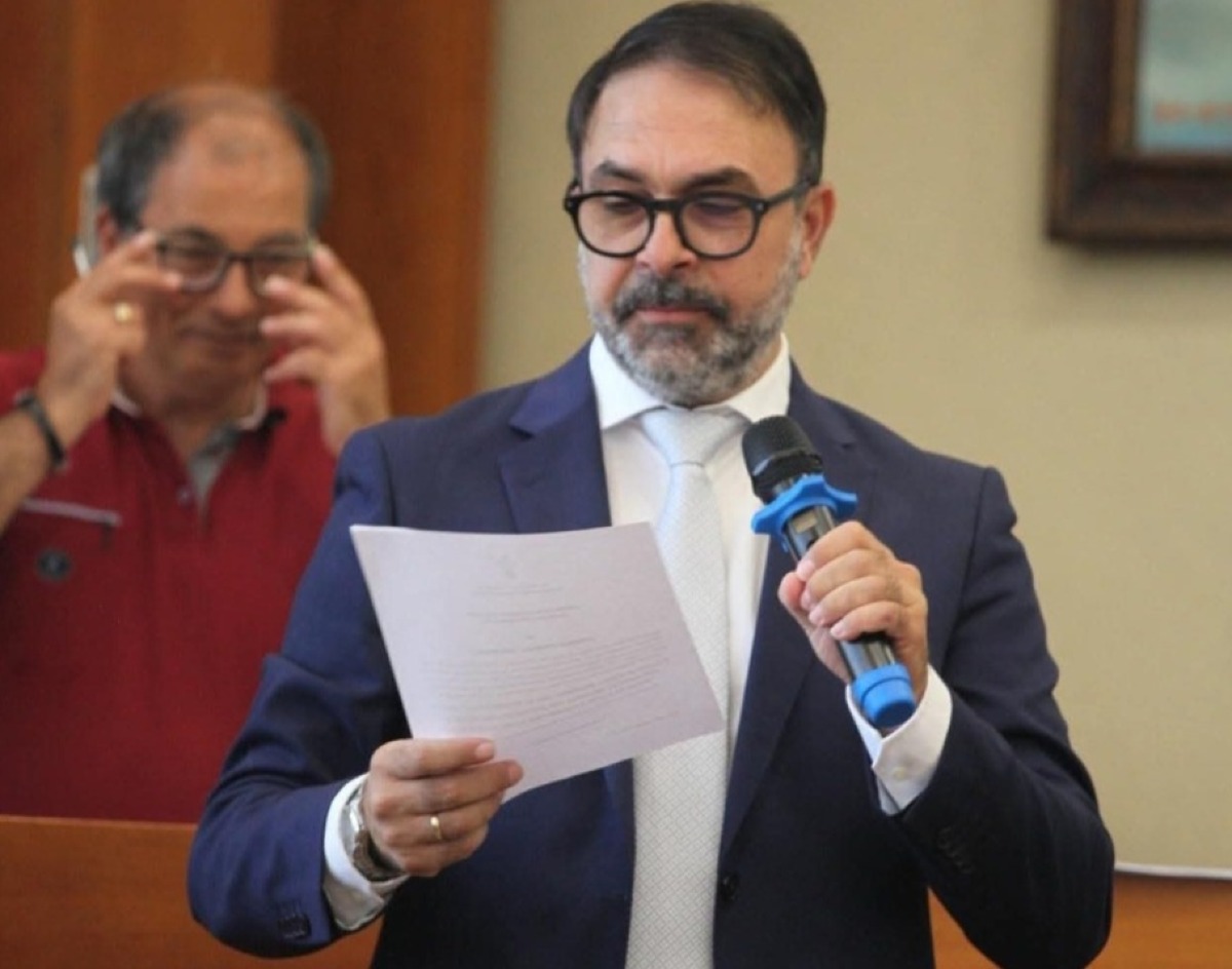 Seduta monotematica  per smuovere le acque del porto  - 