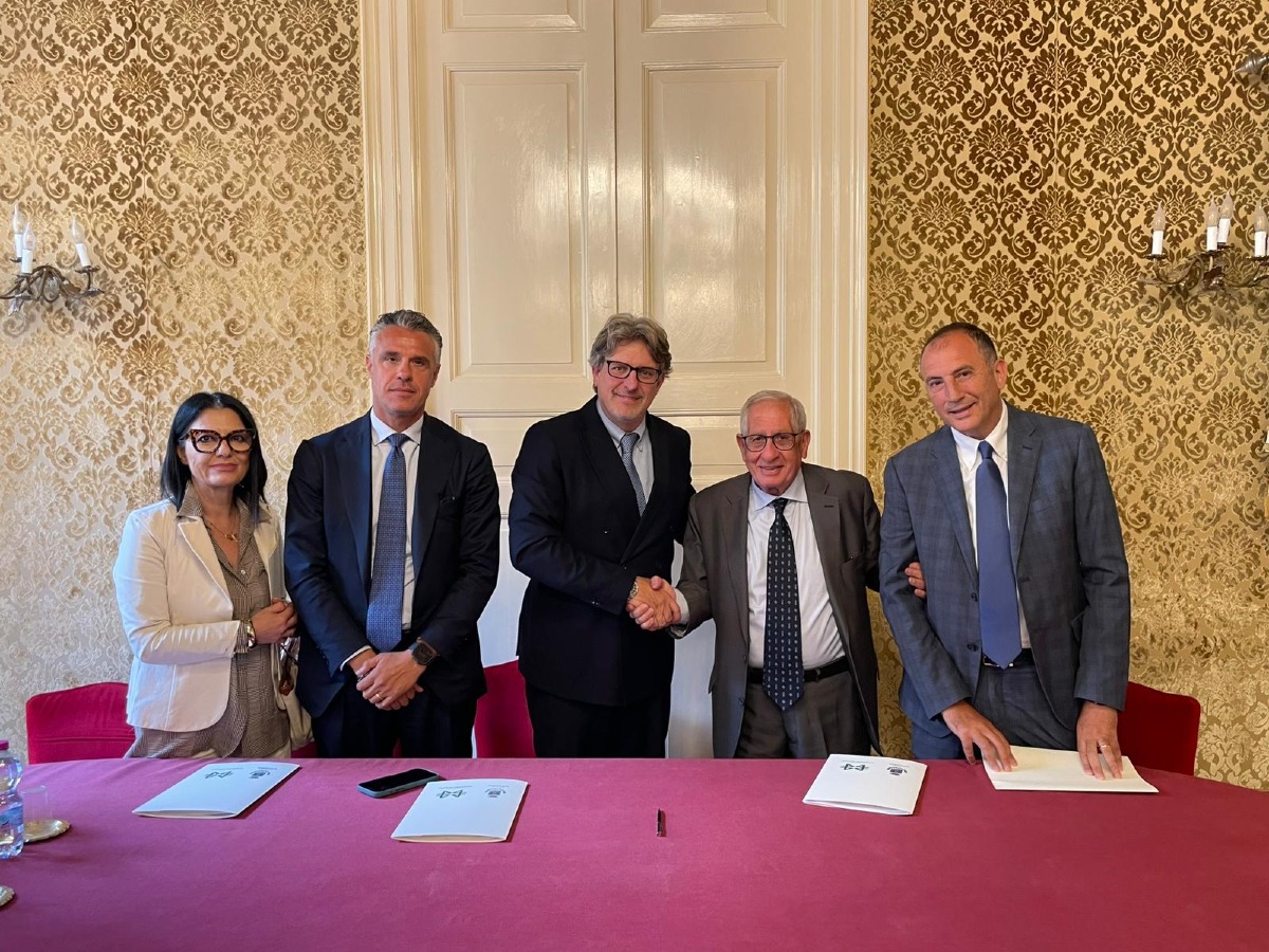 SIS e Comune di Vittoria firmano intesa per autoporto - 