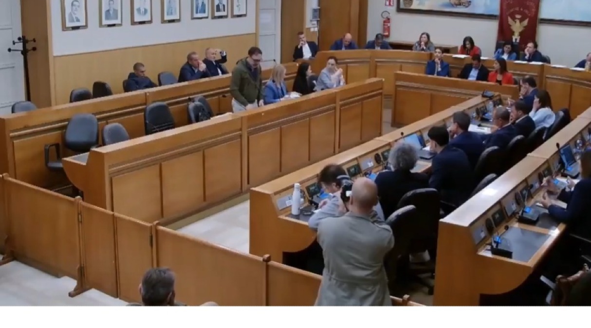"Non sono il sindaco del buio e del lutto" - 