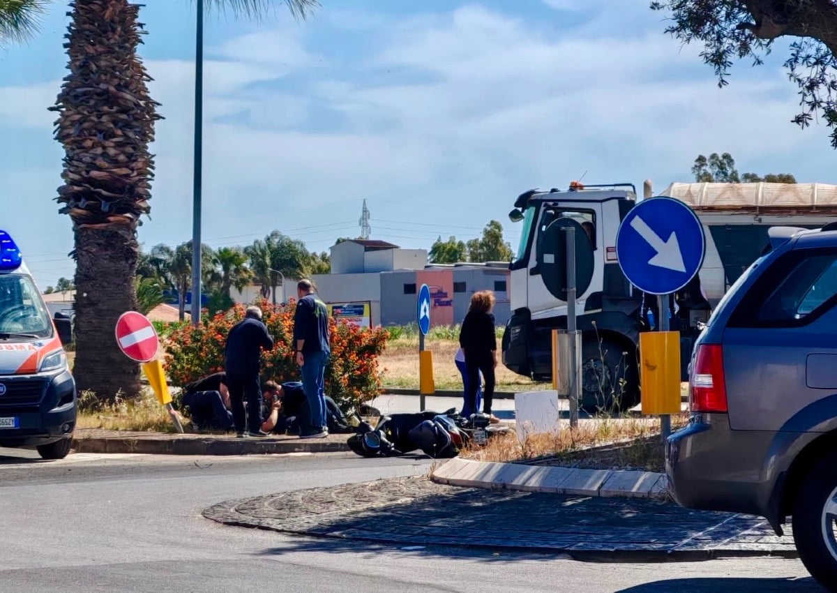 Incidente in via Falcone, centauro ferito  - 