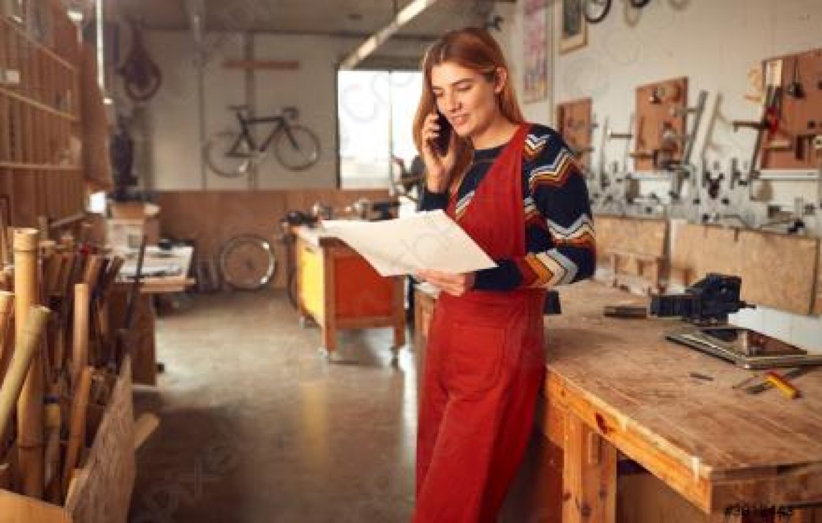 Lavoro, 9 milioni per l'artigianato femminile. Albano: «Sosteniamo le donne a creare impresa» - 