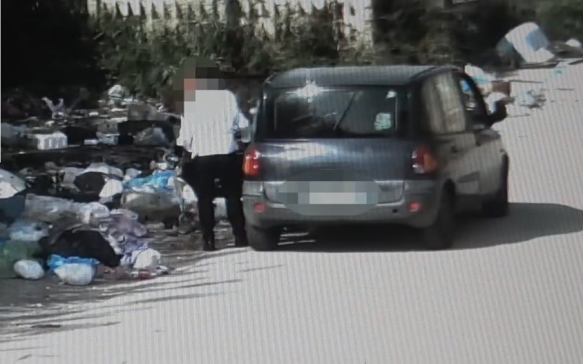 Scaricava rifiuti a ridosso del Biviere: donna a giudizio  - 