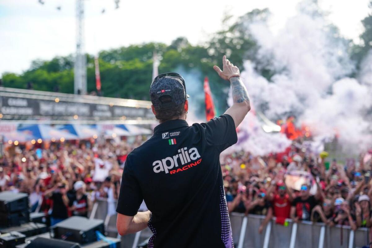 Bezzecchi vince il Gran Premio d’Italia davanti a Martin e Bagnaia - 