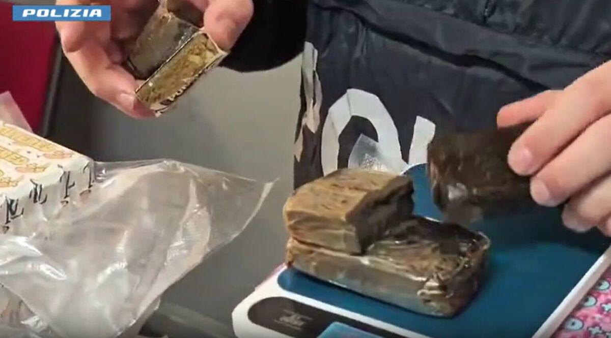Maxi operazione antidroga, 1.335 arresti e 450 chili di stupefacenti - 