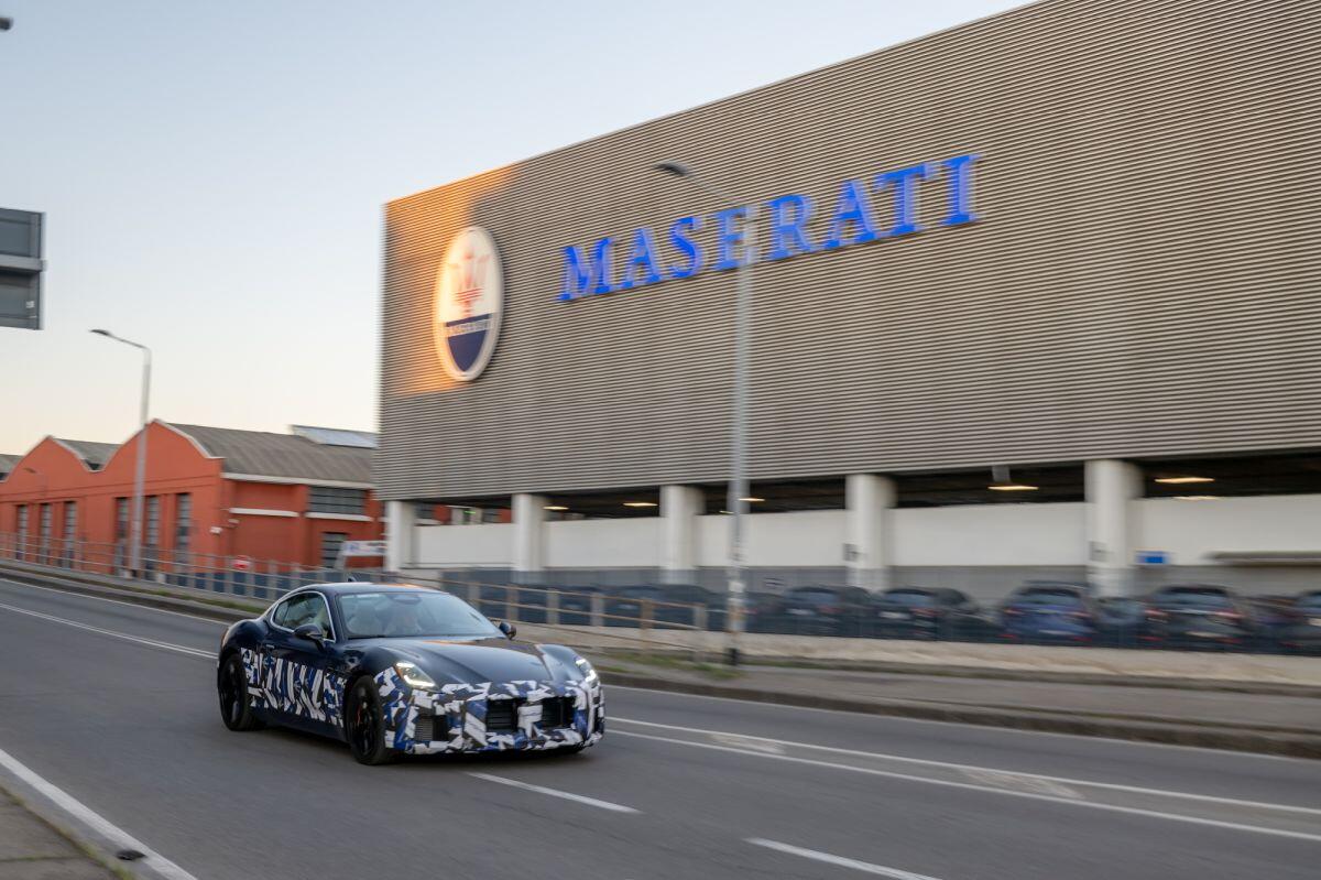 Prototipi di Maserati GranTurismo, GranCabrio e Grecale continuano test su strada - 