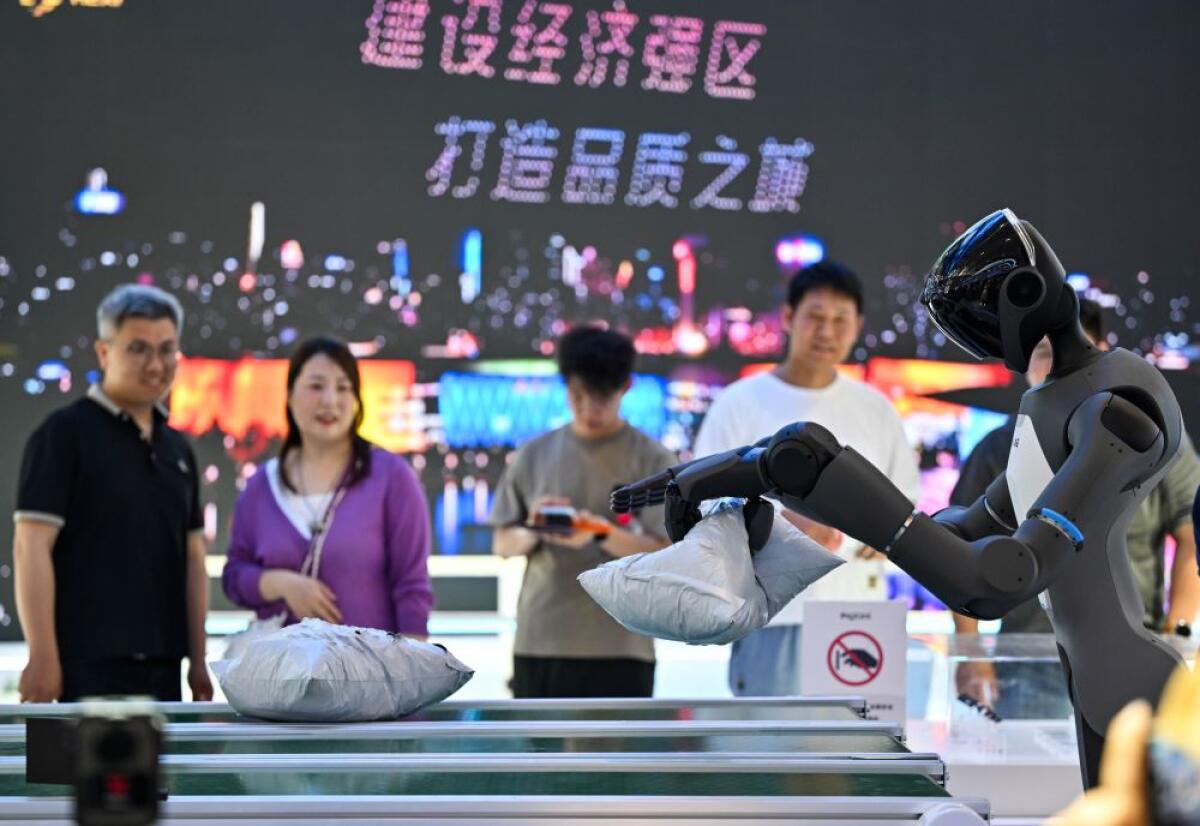 Cina, intelligenza artificiale sempre più integrata nei processi industriali - 