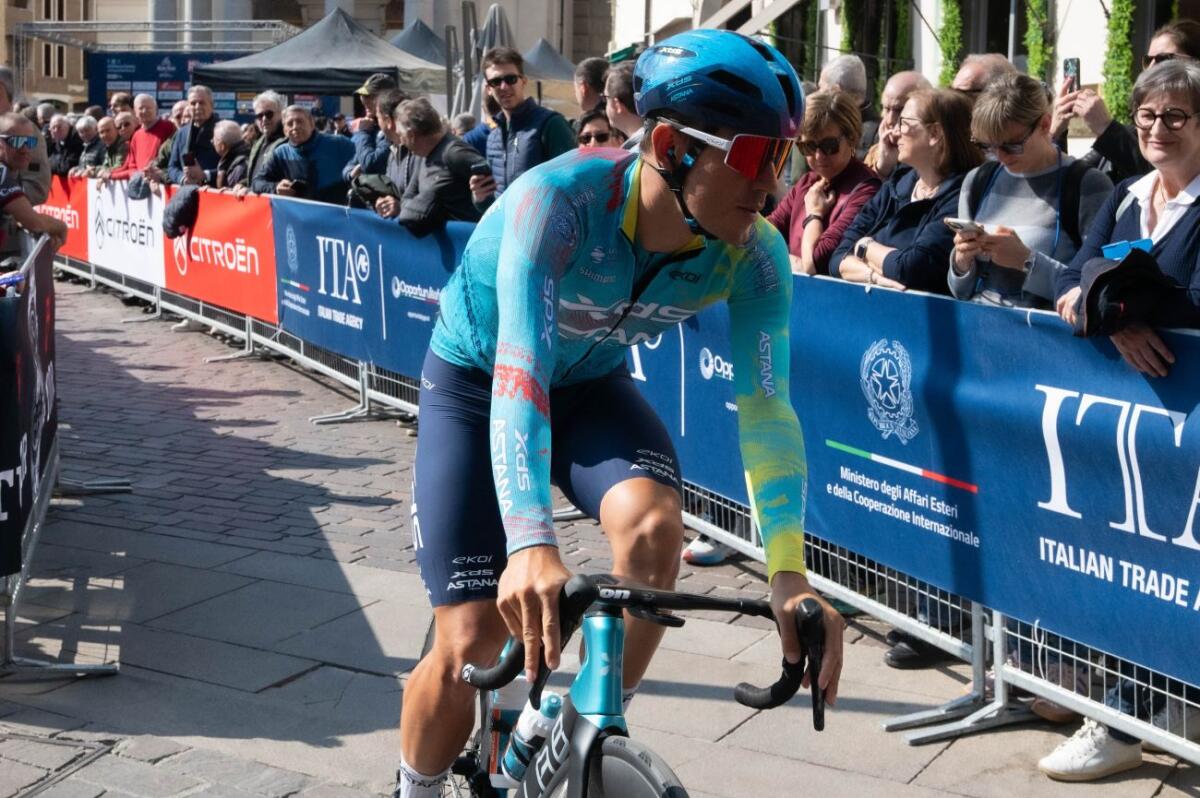 Ballerini vince la 6^ tappa a Napoli, Eulalio resta in rosa - 