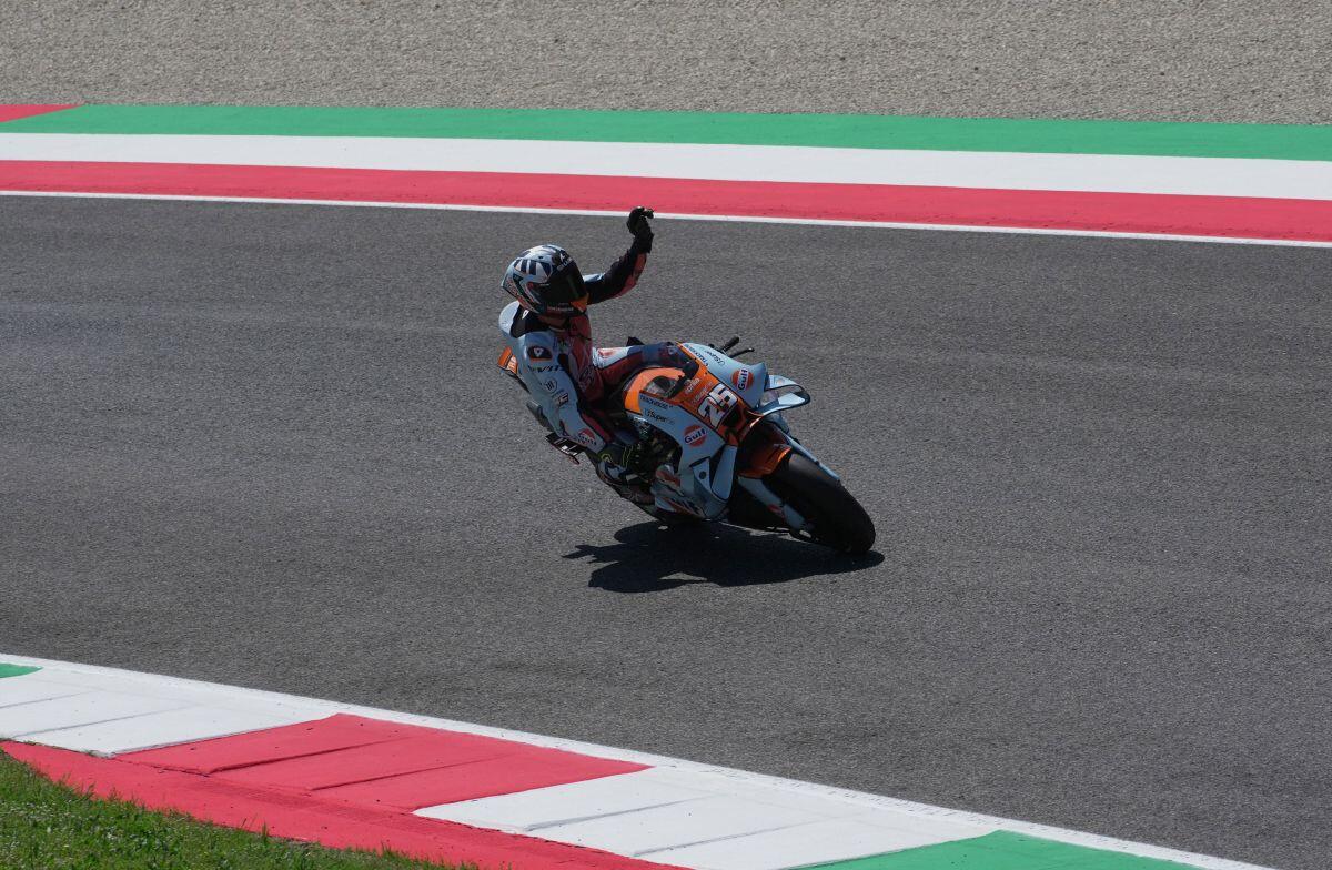 Fernandez vince la sprint del Mugello davanti a Martin, terzo Di Giannantonio - 
