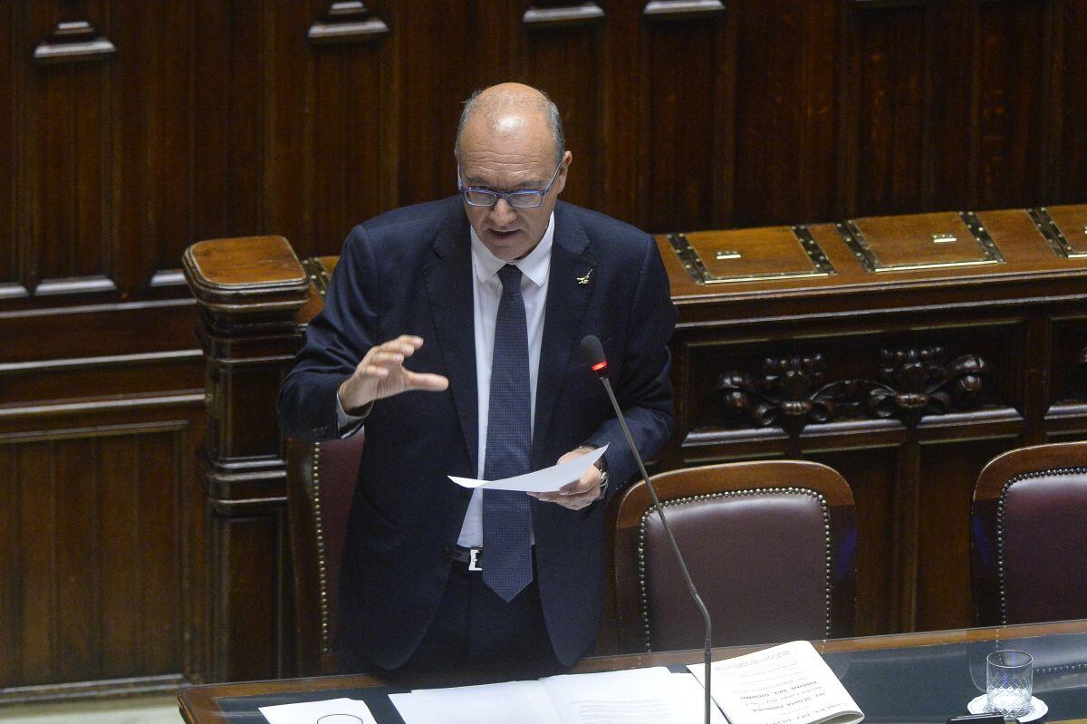 Scuola, Valditara “La stagione dei blocchi contrattuali definitivamente superata” - 