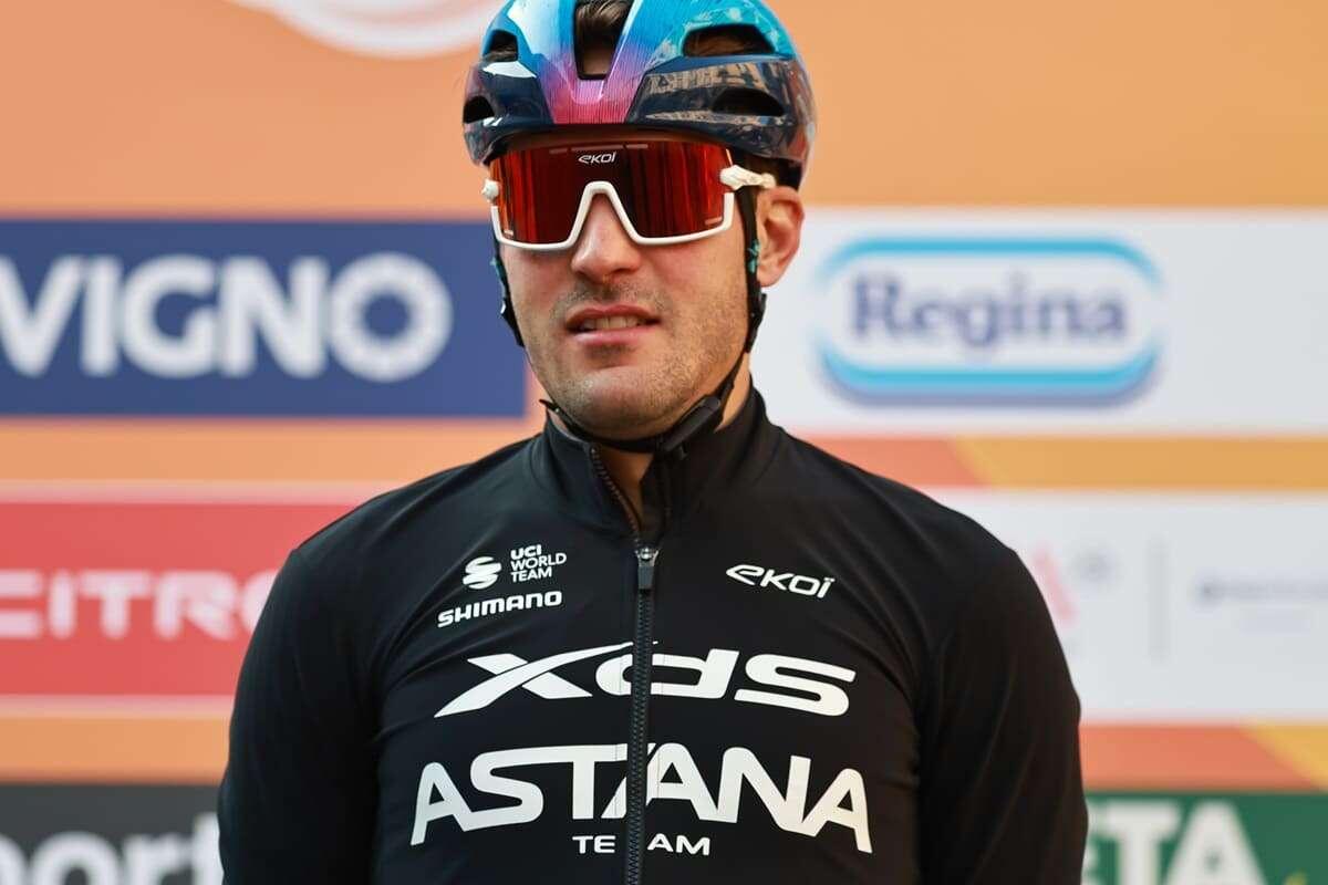 Bettiol vince per distacco la 13^ tappa del Giro, Eulalio resta maglia rosa - 