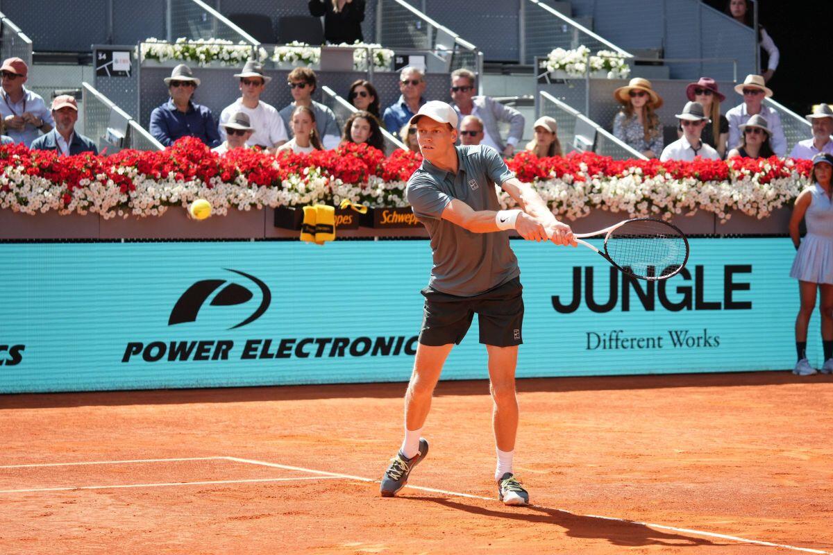 Sinner non si ferma: è finale a Madrid, sfiderà Zverev - 