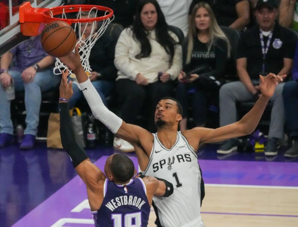 Spurs alle Nba Finals dopo 12 anni, Okc eliminata in gara-7 - 