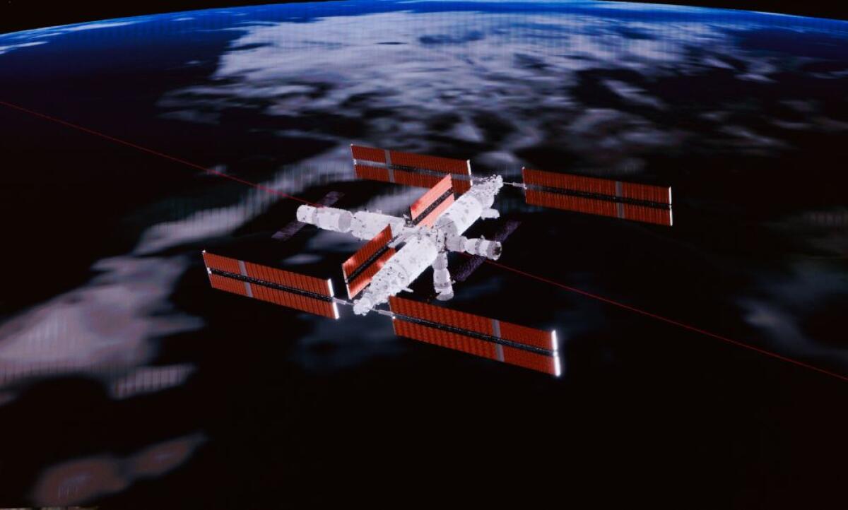 Passaggio di consegne sulla stazione spaziale cinese Shenzhou-21 - 
