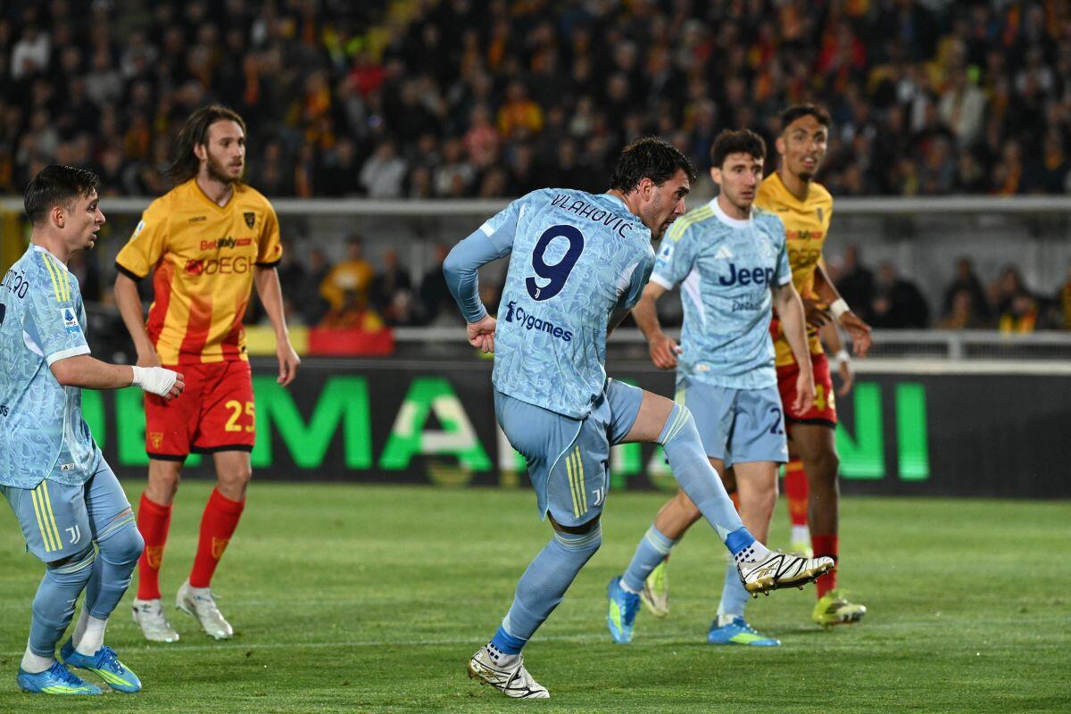 La Juve torna a vincere, a Lecce la decide Vlahovic - 
