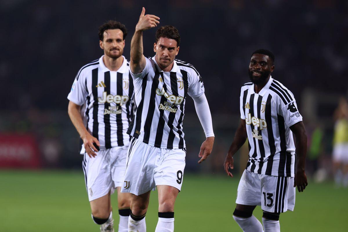 Vlahovic non basta alla Juve: pari nel derby, sarà Europa League - 