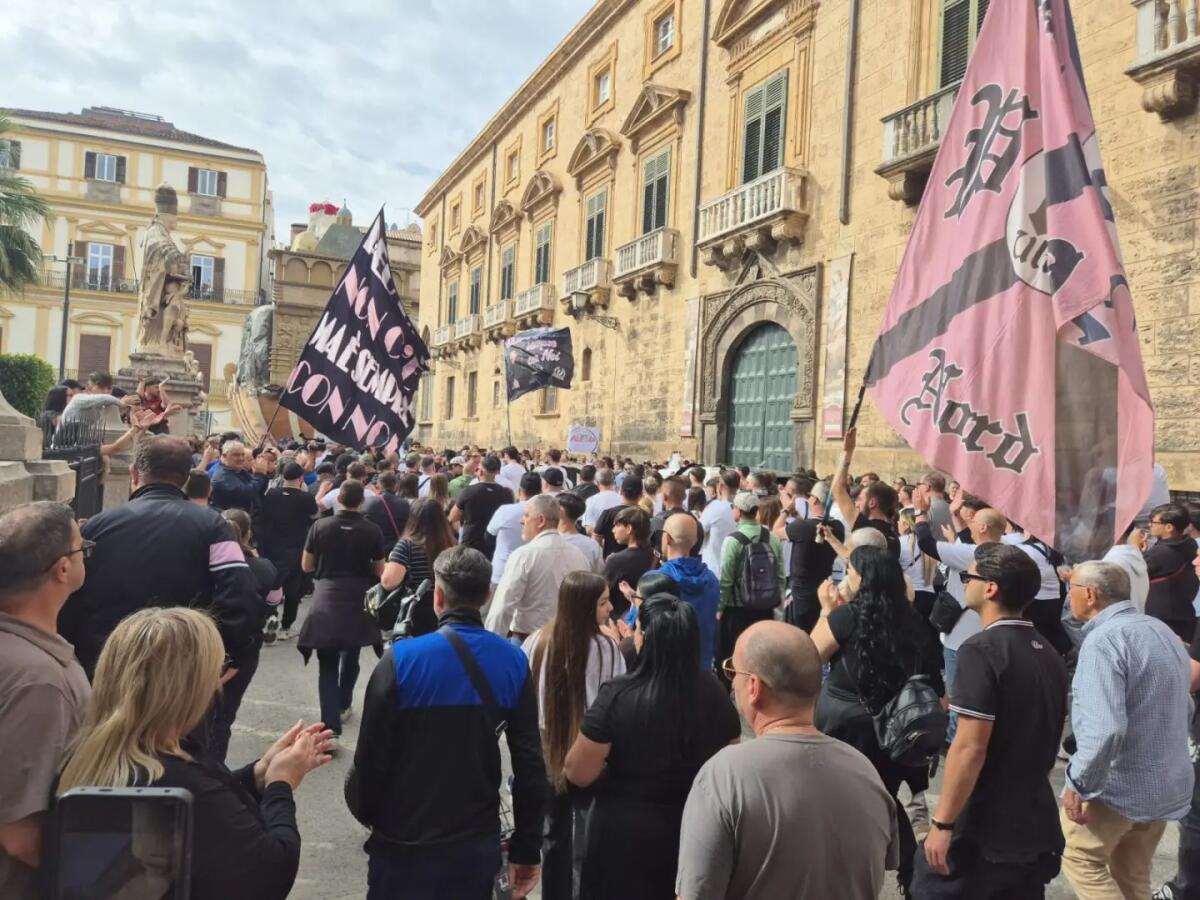 Palermo piange la piccola Alessia, alla Cattedrale folla commossa per l’ultimo saluto alla “guerriera” - 