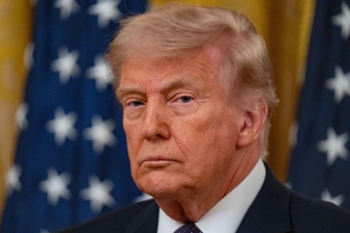 Iran, Trump “Negoziate le linee generali di un accordo. Lo Stretto di Hormuz verrà riaperto” - 