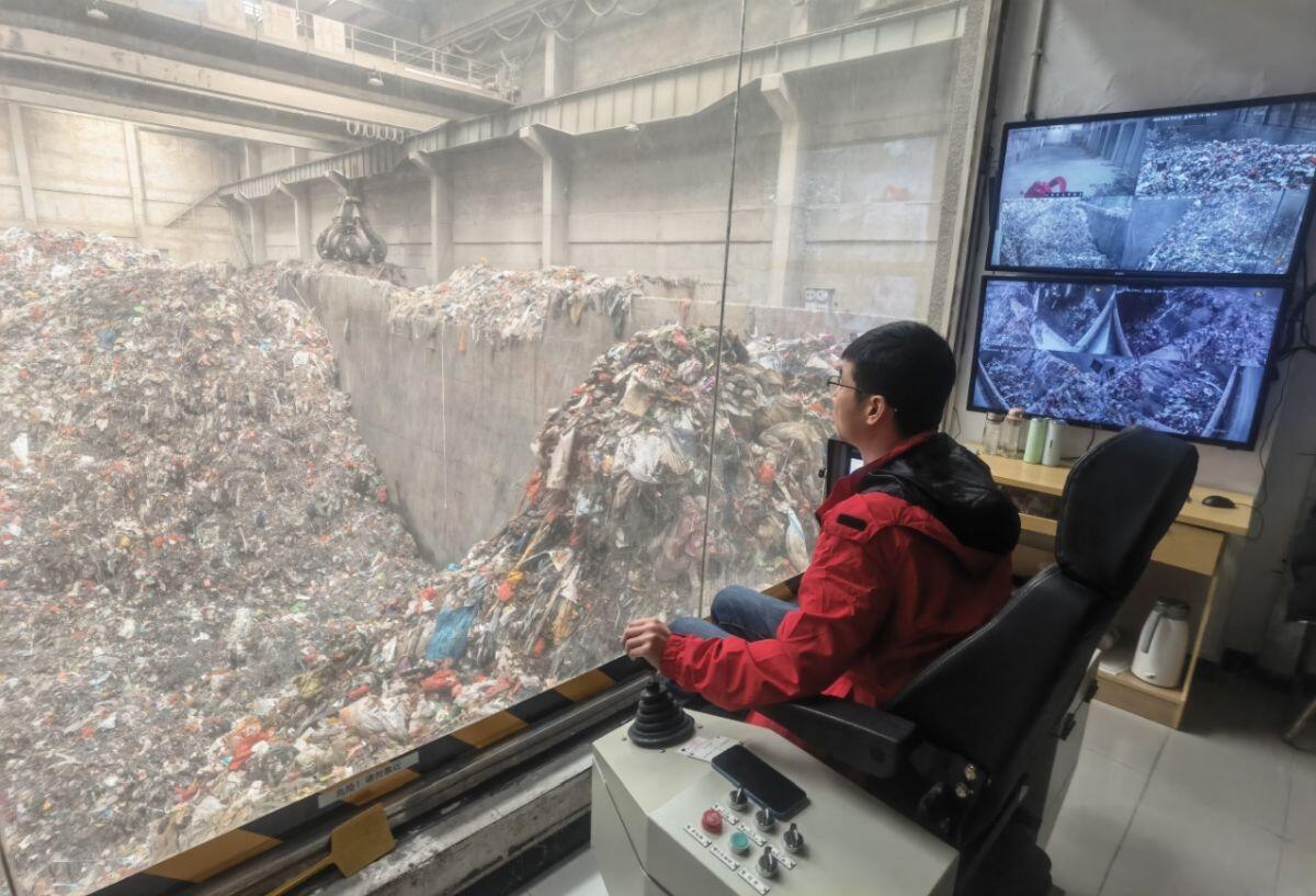La Cina punta al riciclo del 76% dei rifiuti urbani entro il 2030 - 