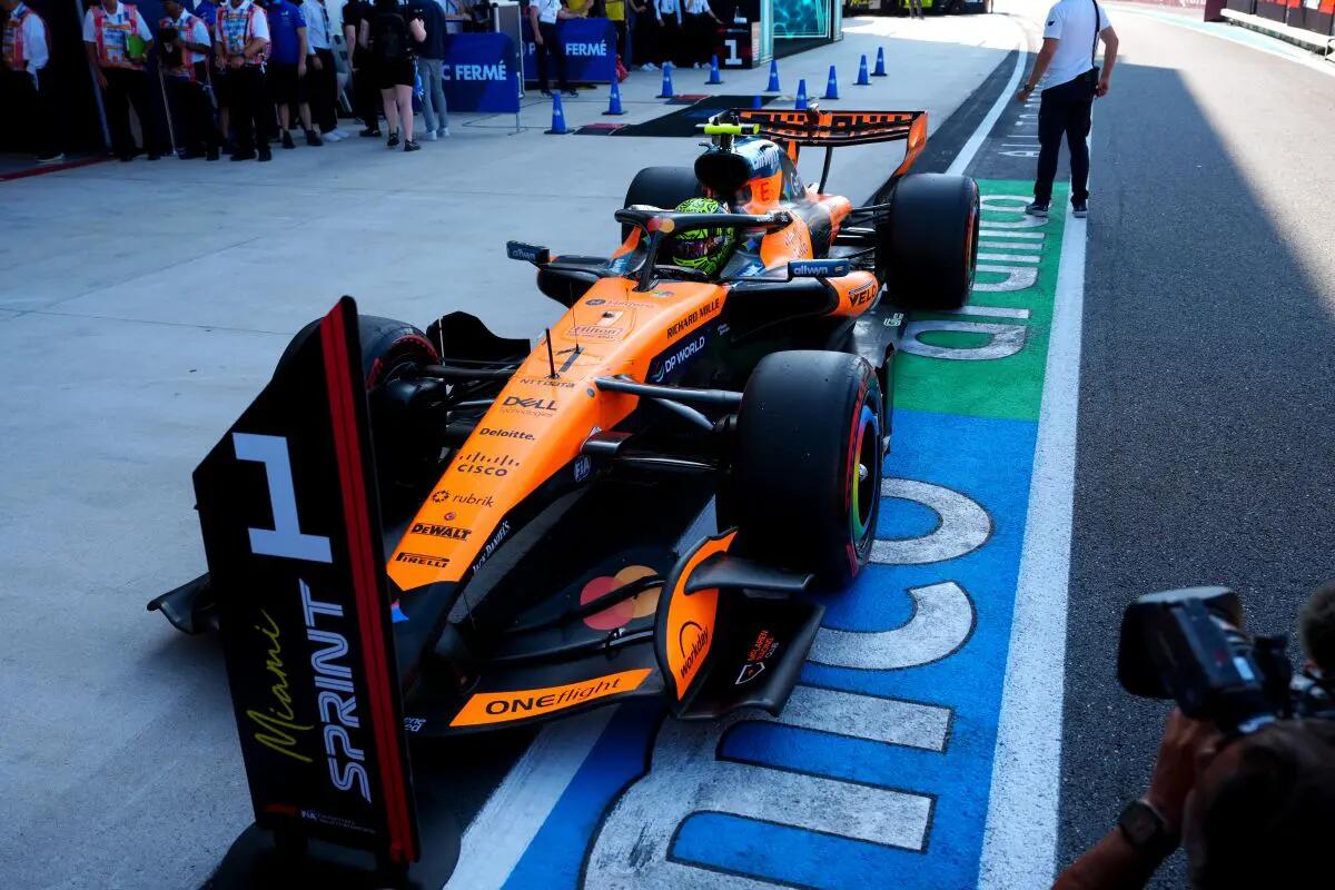 Norris in pole nella sprint di Miami davanti ad Antonelli, 4° Leclerc - 