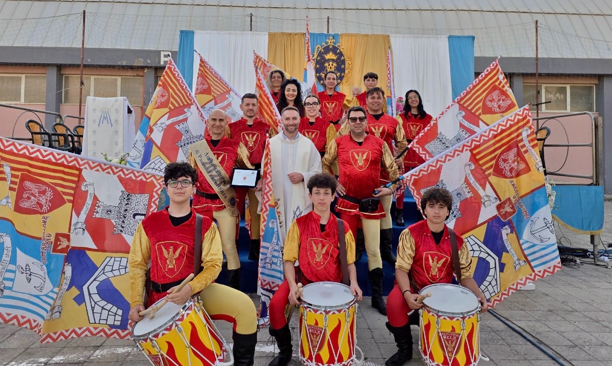 Gli Sbandieratori Gela alla festa di Maria Ausiliatrice - 