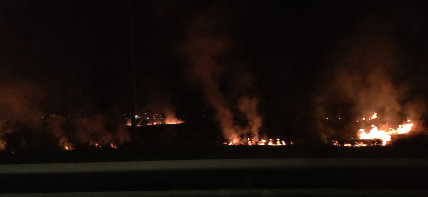 Vasto incendio  a Roccazzelle 