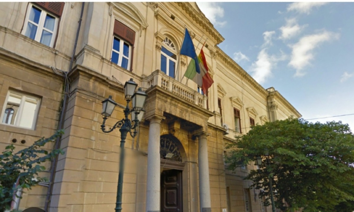La  GdF si presenta al Libero Consorzio di Caltanissetta - 
