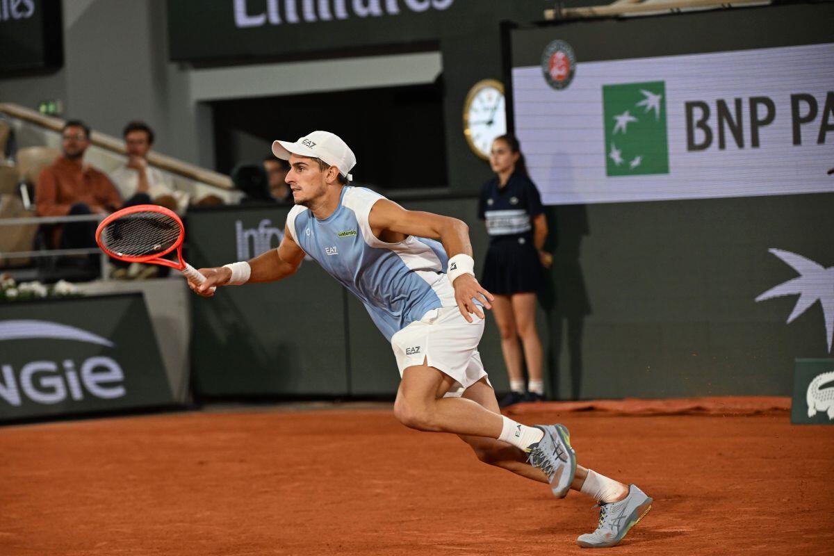 Arnaldi in semifinale con Cobolli a Parigi, Berrettini costretto al ritiro - 