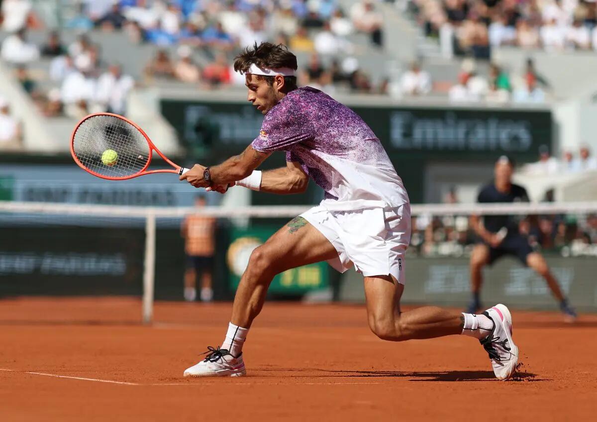 Cobolli cede al quinto set, il Roland Garros è di Zverev - 