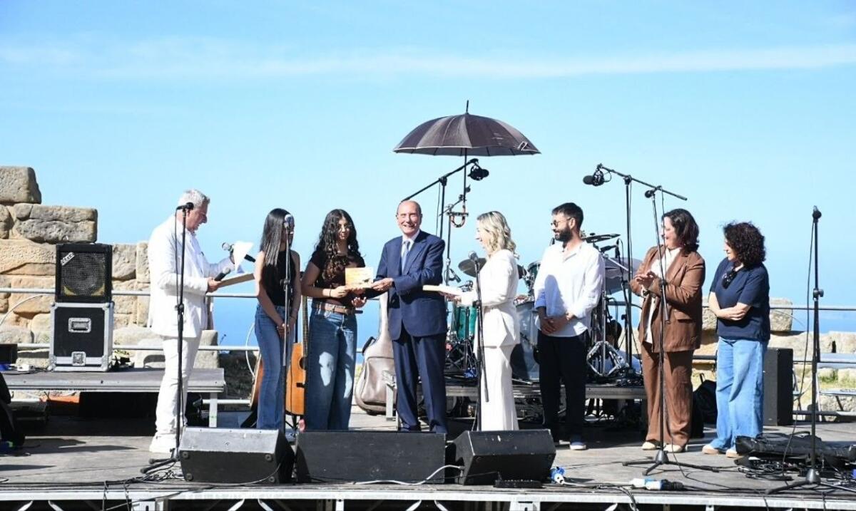 Schifani premia i vincitori de ‘La Sicilia che racconta’: “Azione del nostro governo è fare in modo che i ragazzi restino” - 