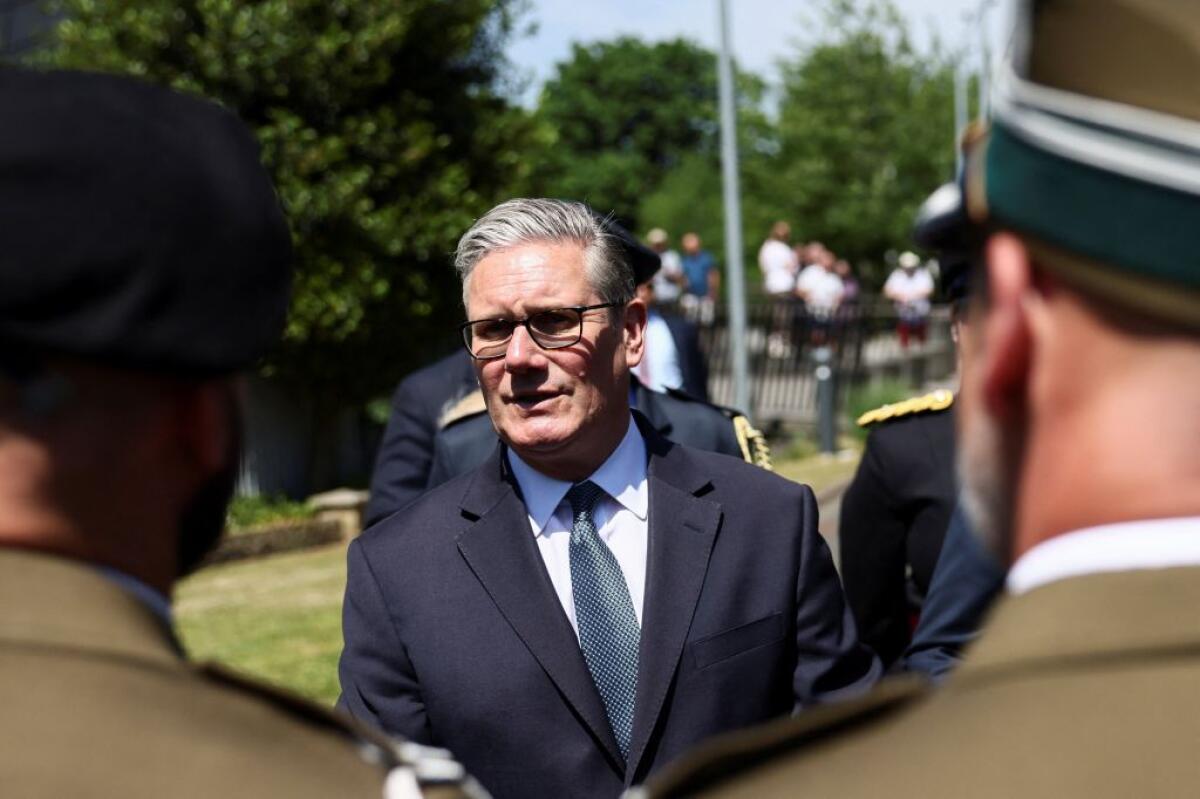 Starmer “Intercettata petroliera della flotta ombra russa nella Manica” - 