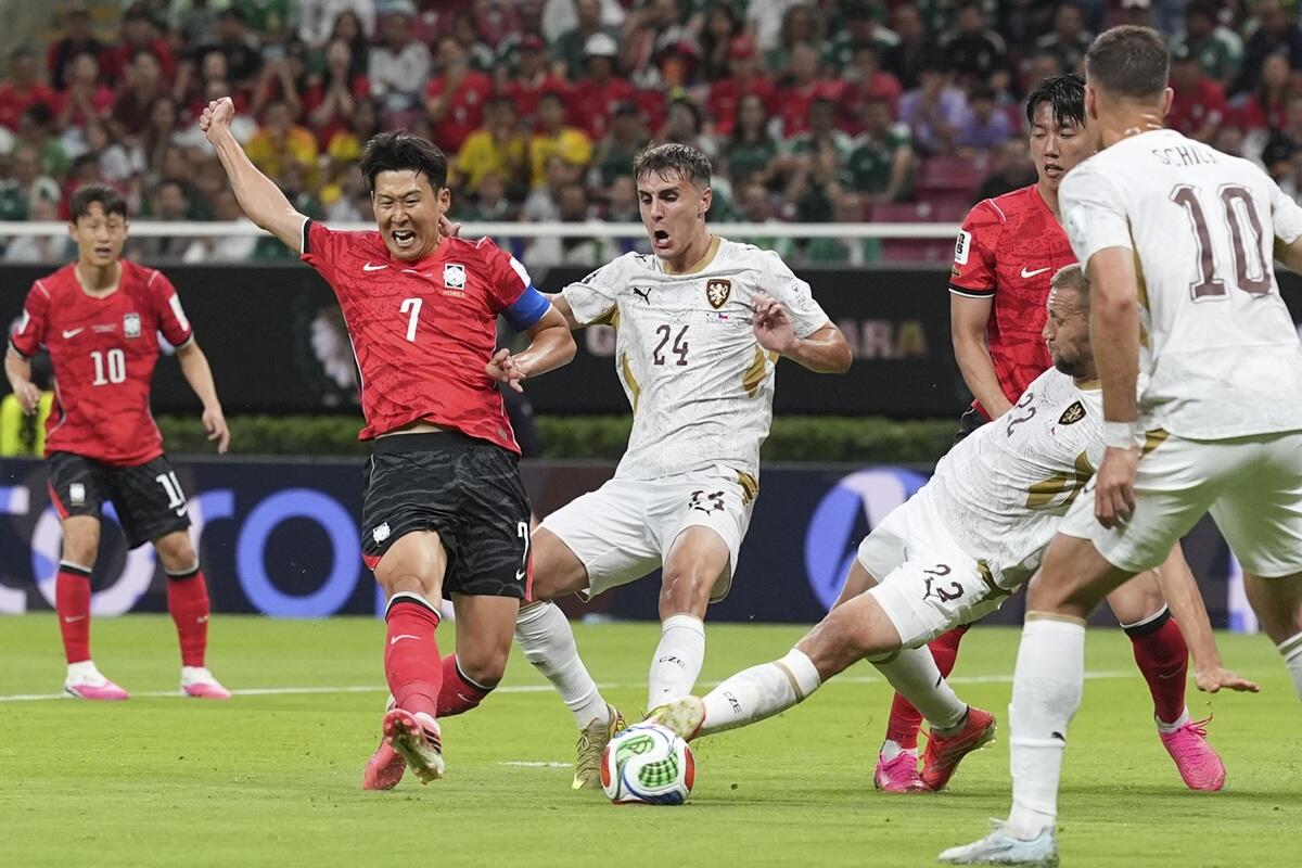 Corea del Sud ok all’esordio, Repubblica Ceca battuta 2-1 - 