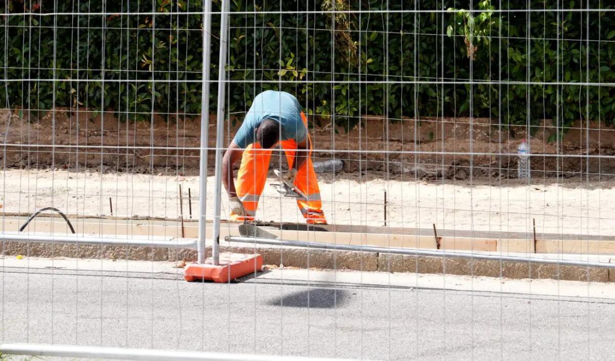 Stop alle attività lavorative a rischio nelle ore più calde fino al 31 agosto, Schifani firma l’ordinanza / Video - 