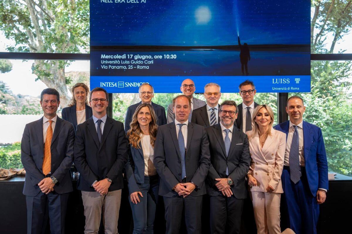 Intesa Sanpaolo-Luiss, cresce l’AI nelle imprese ma la formazione non è adeguata - 