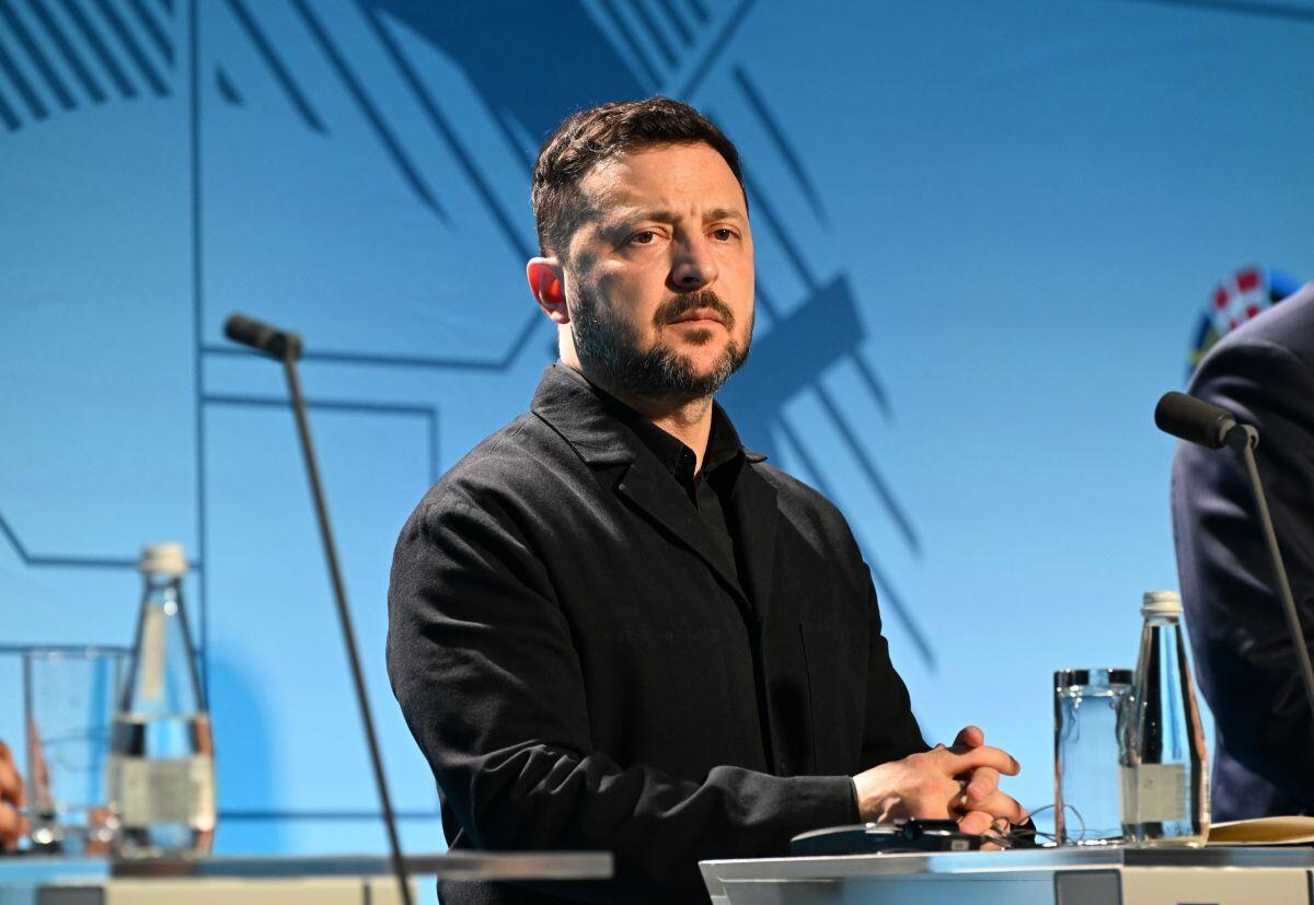 Ucraina, Zelensky “La Russia si prepara a lanciare un attacco massiccio” - 