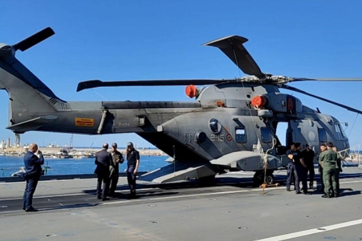 Marina Militare in festa a Palermo, la portaerei Cavour apre le celebrazioni - 