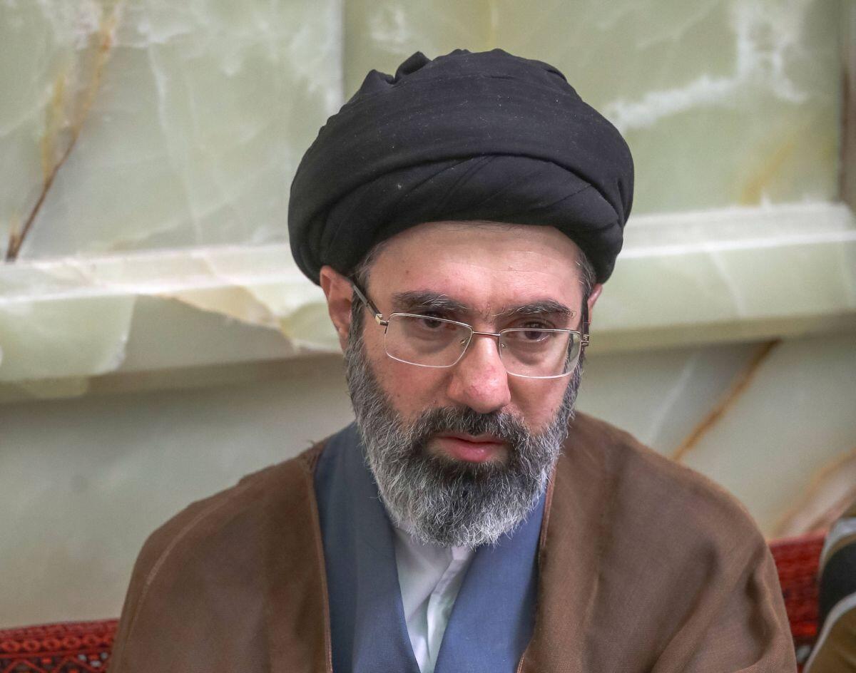 Iran, Khamenei accusa l’Occidente di guerra ibrida per creare divisioni interne - 