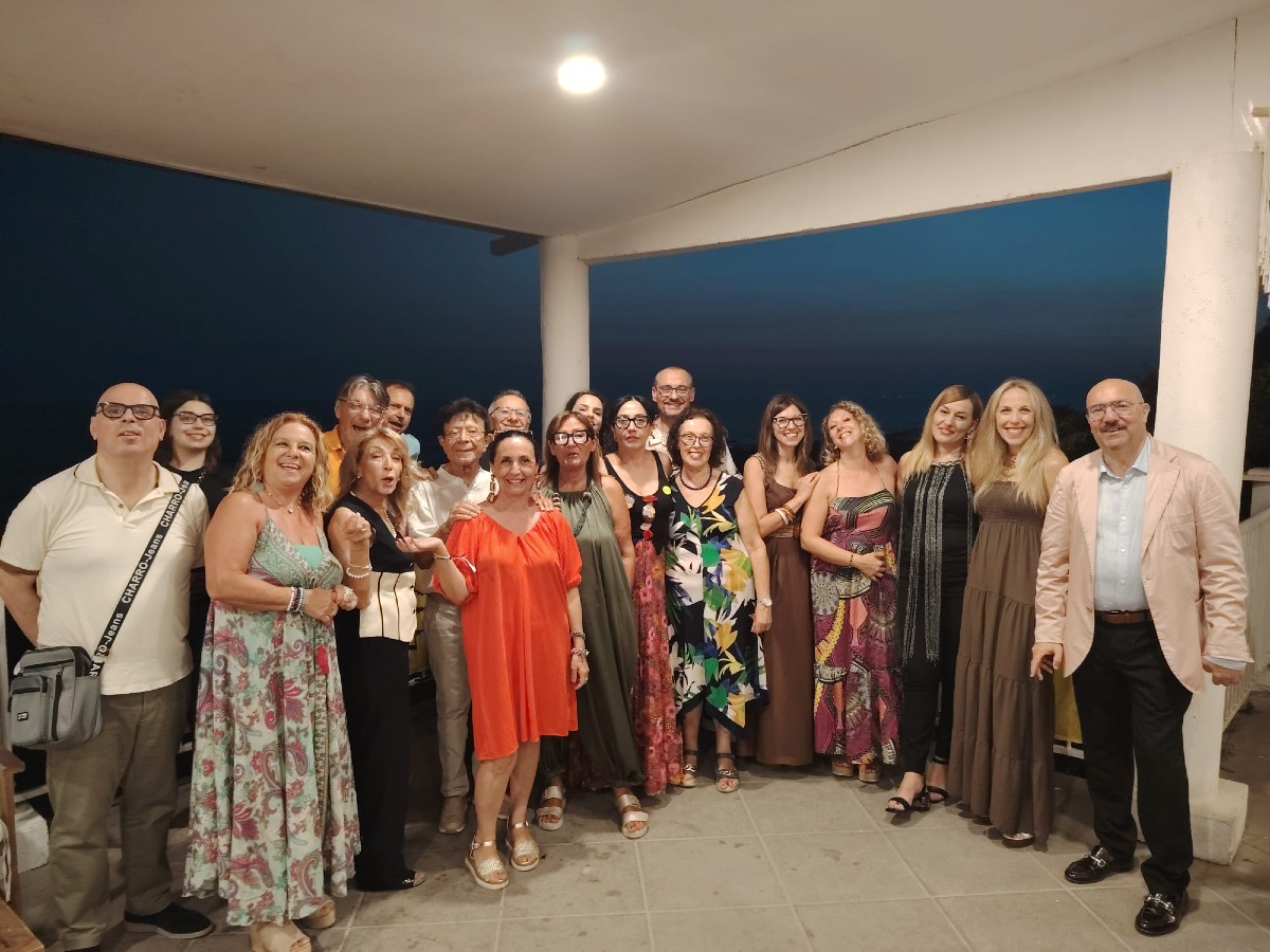 Versi di Libertà,aperitivo poetico di Amnesty international  - 