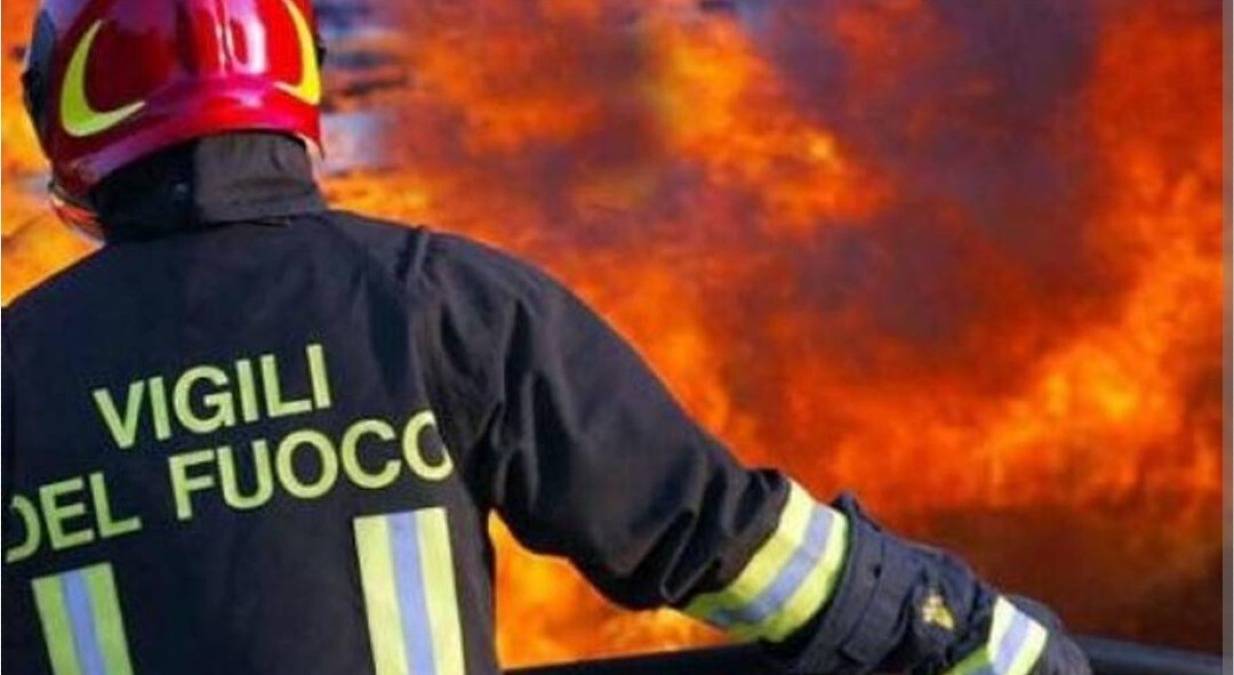 Accusa un malore, muore vigile del fuoco  - 